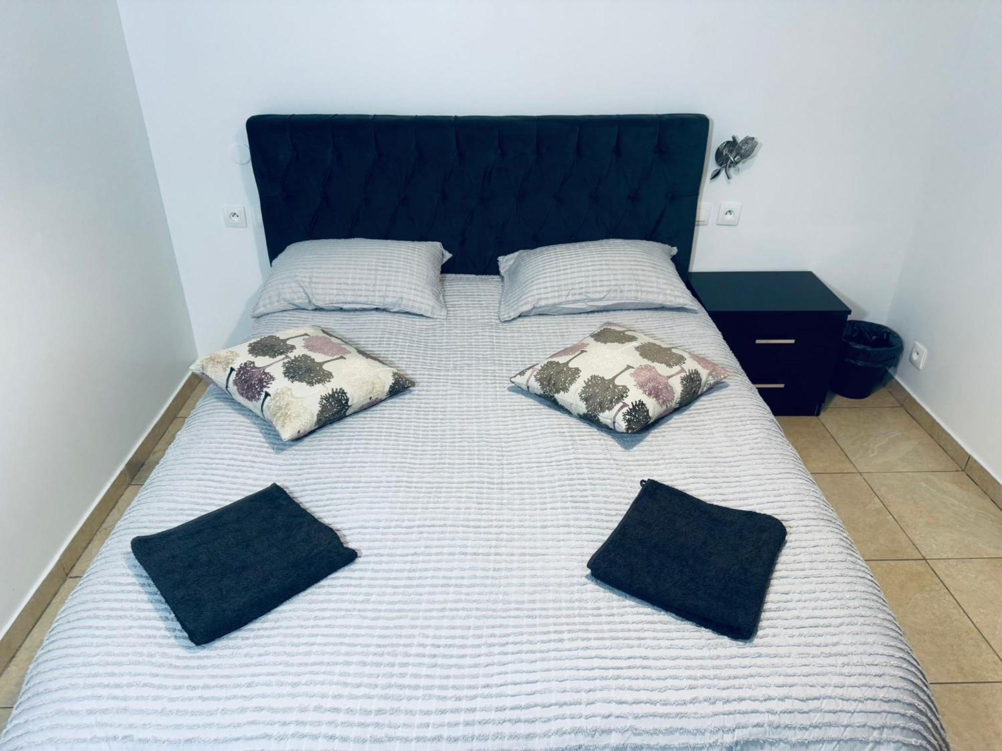 Light Side Self Checkin Available Apartment Sarcelles Exterior foto